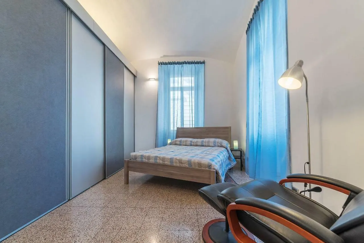 San Giovanni & Colosseo Roomy Flat Róma Apartman