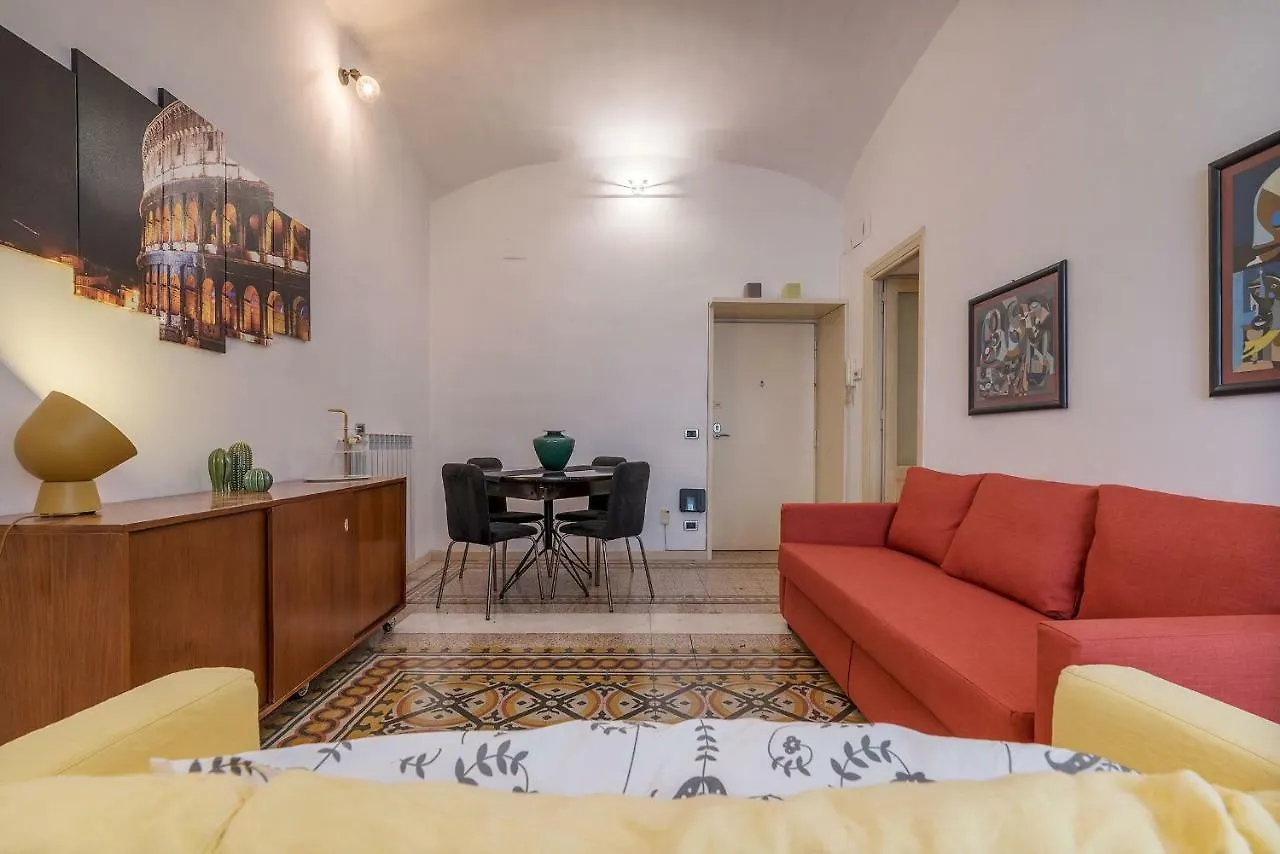 San Giovanni & Colosseo Roomy Flat Rzym 0*,